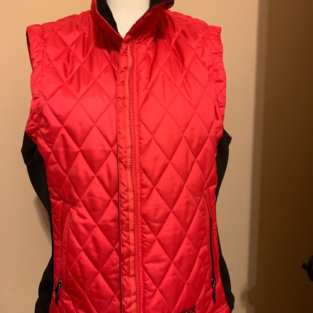 Sporty vest